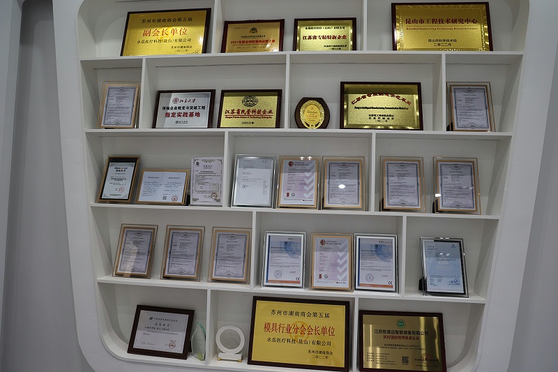 压缩，荣誉墙3A9A1206(1)